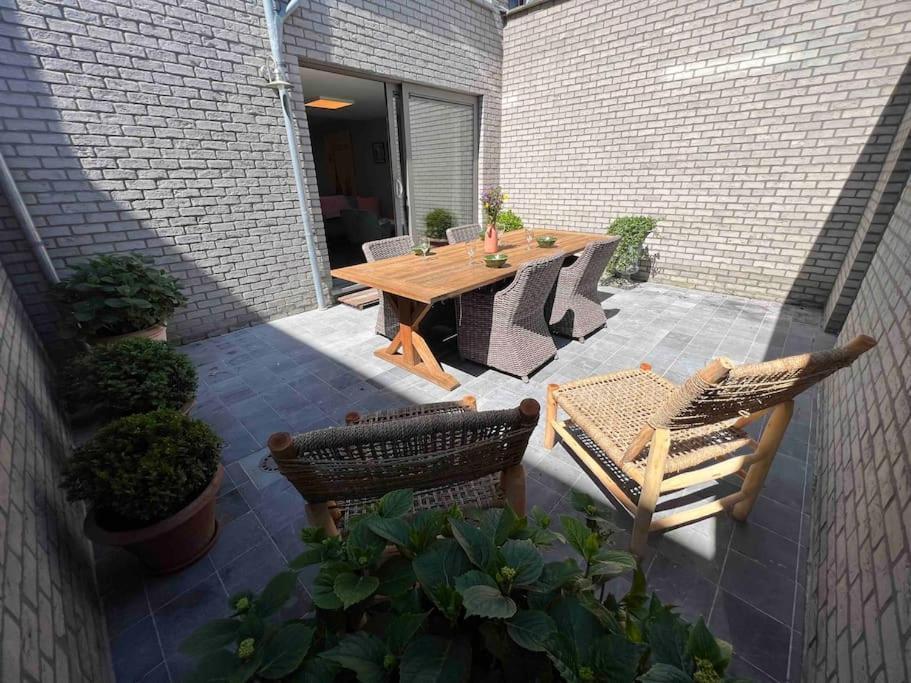 Zaalhof Appartement Ypres Exterior foto